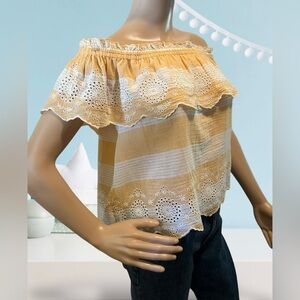 S American Eagle crop top